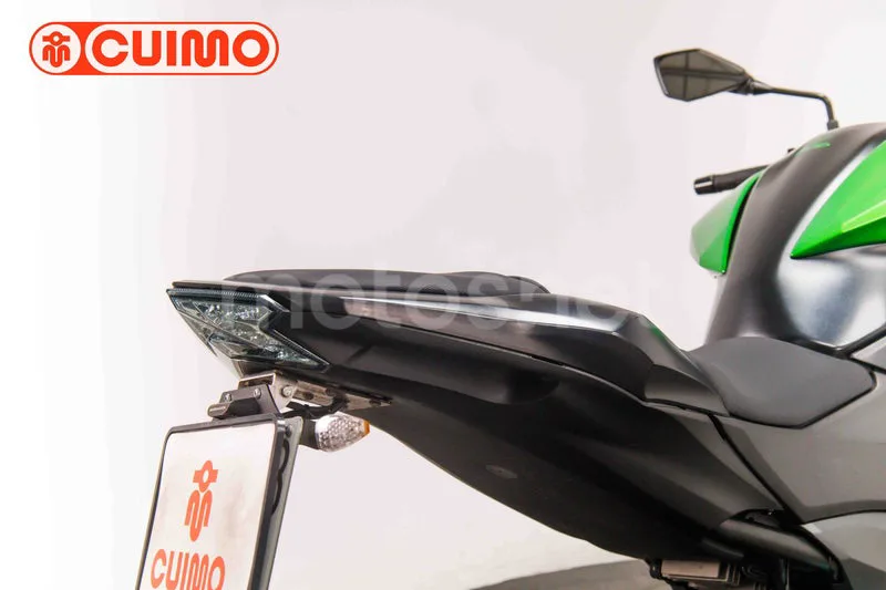 Kawasaki Z800 - Vista 19