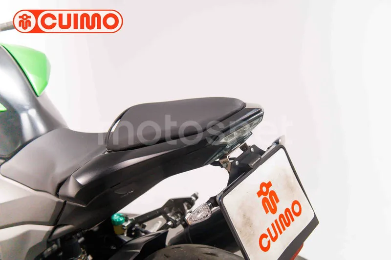 Kawasaki Z800 - Vista 21