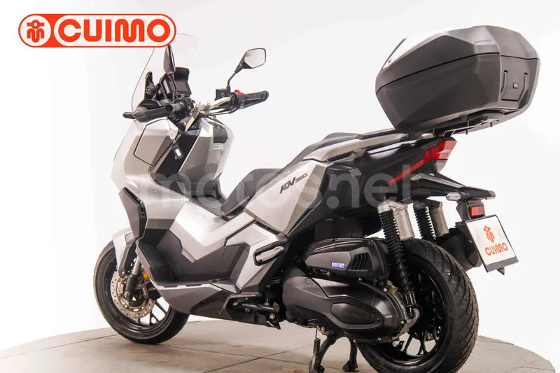 Honda ADV350 - Vista 6