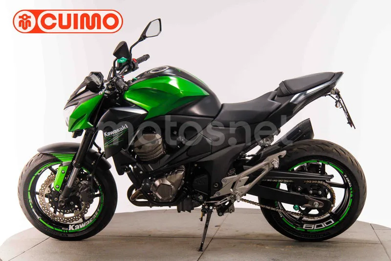 Kawasaki Z800 - Vista 8