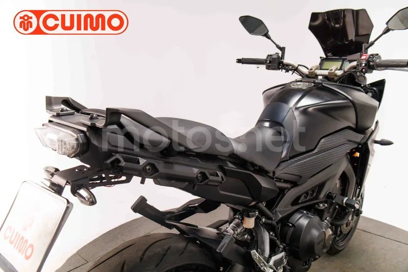Yamaha MT-09 - Vista 17