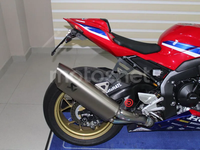 Honda CBR1000RR-R Fireblade - Vista 9