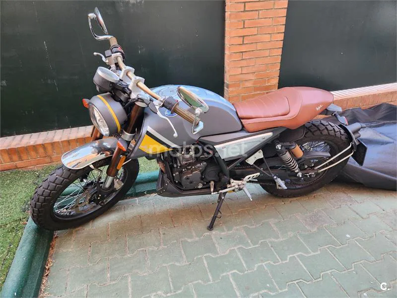 FB Mondial HPS 125 2000 € 2017 Sevilla - 1