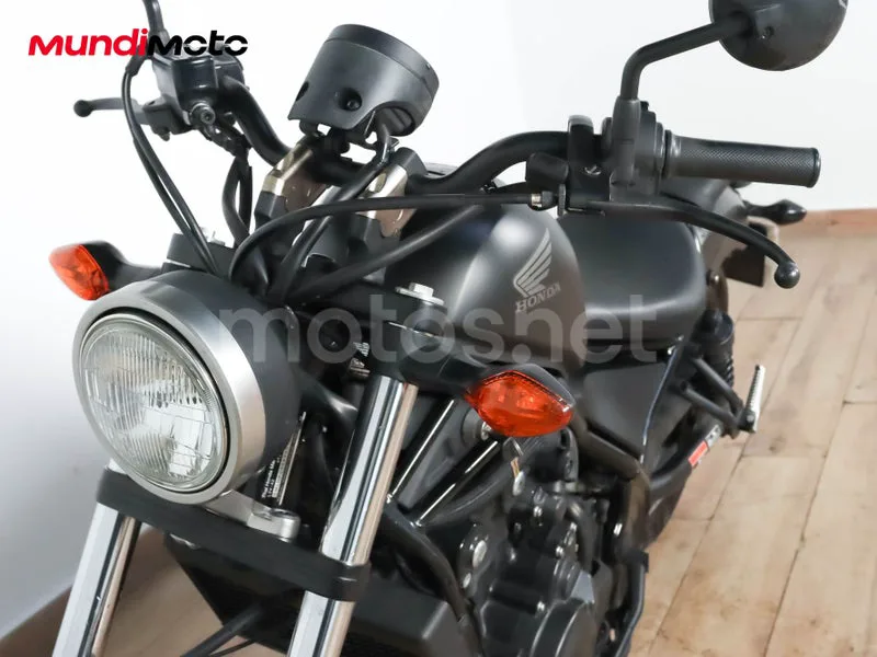 Honda Rebel 500 - Vista 10