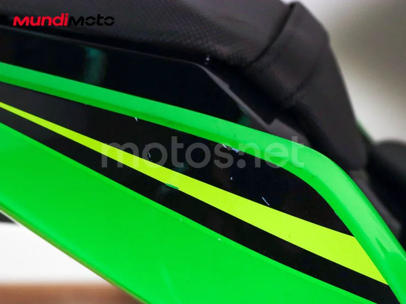 Kawasaki Ninja 400 - Vista 23