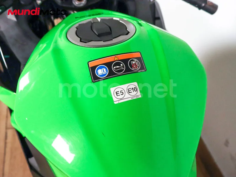 Kawasaki Ninja 400 - Vista 42