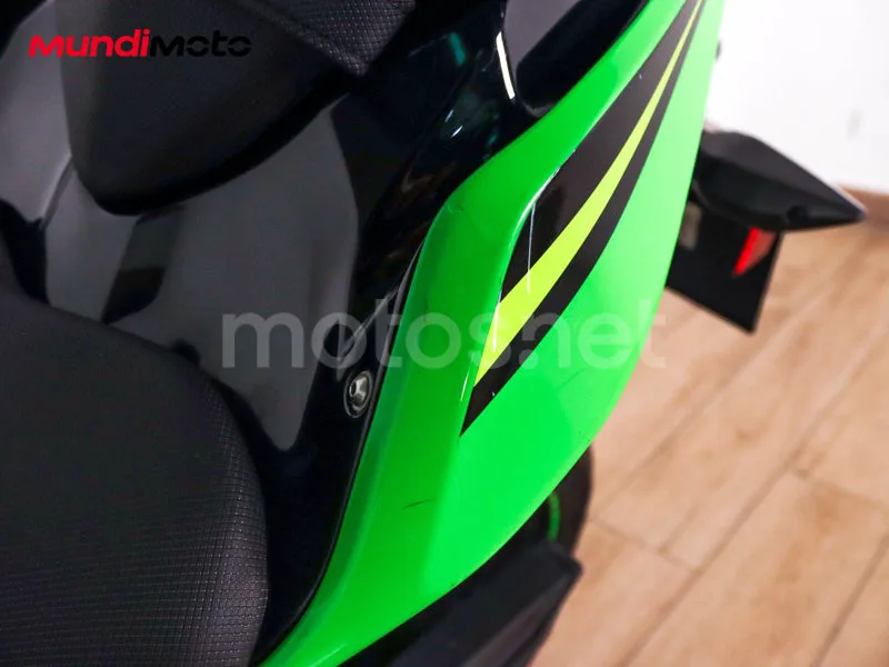 Kawasaki Ninja 400 - Vista 43
