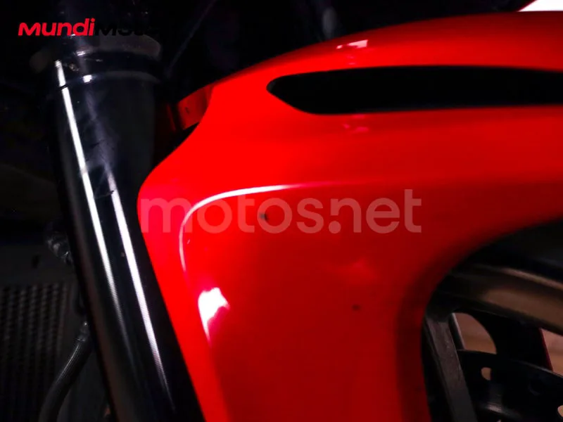 Honda VFR800F - Vista 15