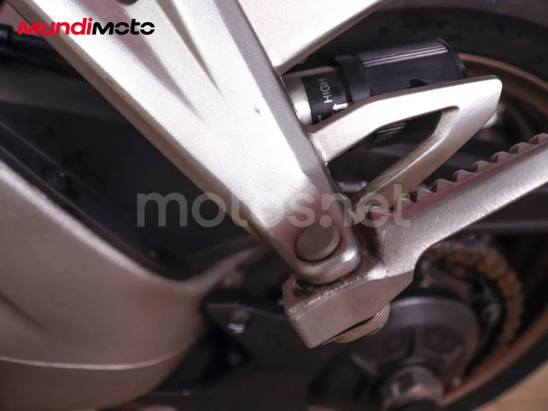 Honda VFR800F - Vista 31
