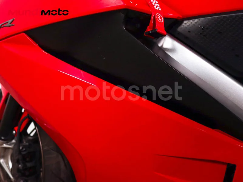 Honda VFR800F - Vista 35