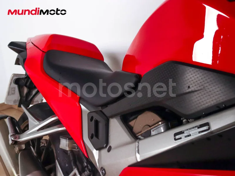 Honda VFR800F - Vista 80