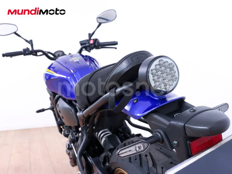 Yamaha XSR700 - Vista 9
