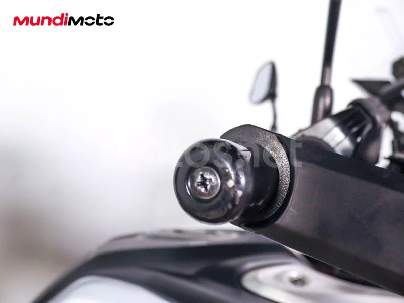 Suzuki V-Strom 1000 - Vista 14