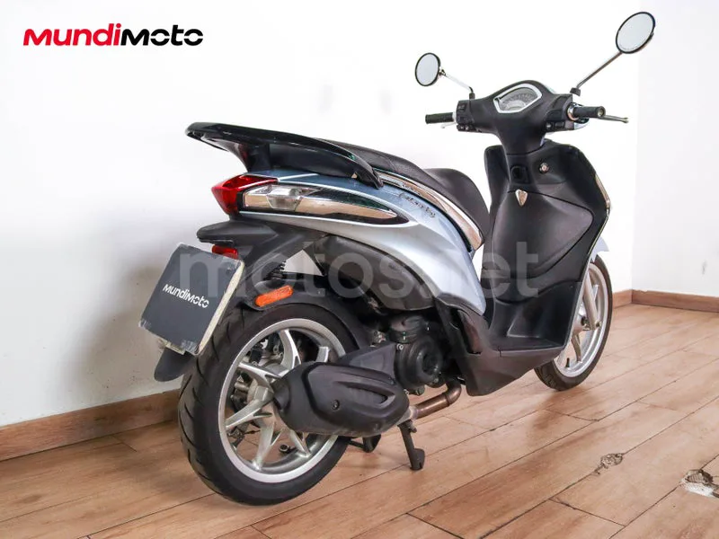 Piaggio Liberty 50 - Vista 3