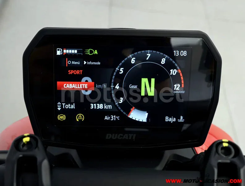 Ducati Streetfighter V2 - Vista 6