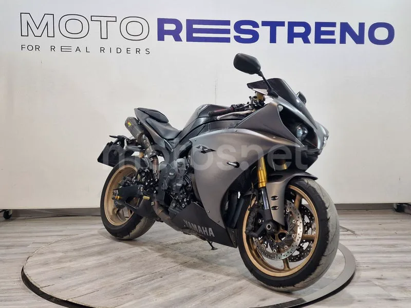 Yamaha YZF-R1 - Vista 5