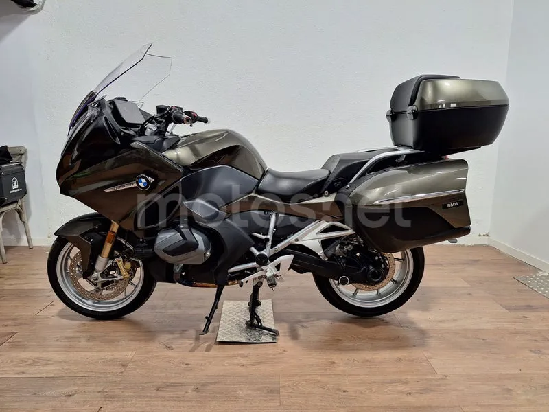 BMW R 1250 RT 17.995 € 2021 Madrid - 2