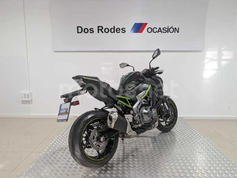 Kawasaki Z900 - Vista 7