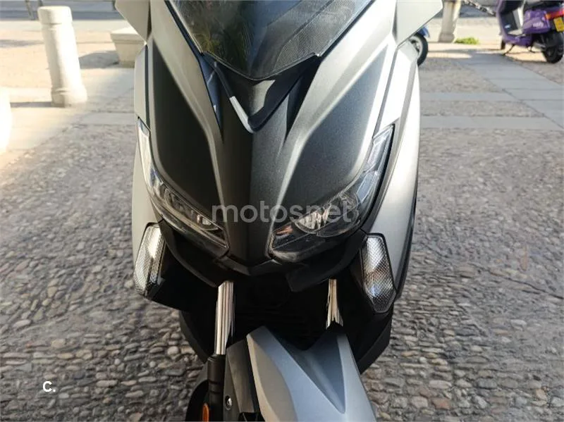 Yamaha XMAX 125 - Vista 13