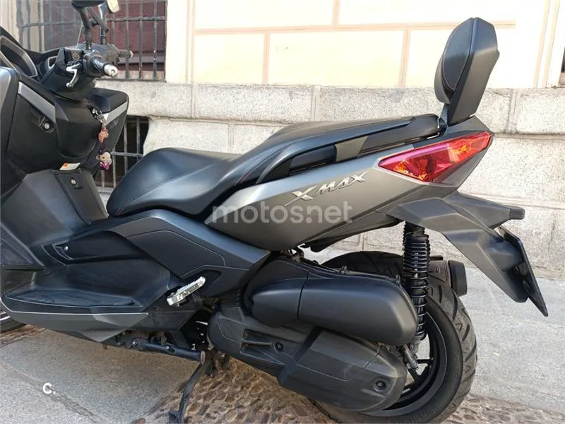 Yamaha XMAX 125 - Vista 4