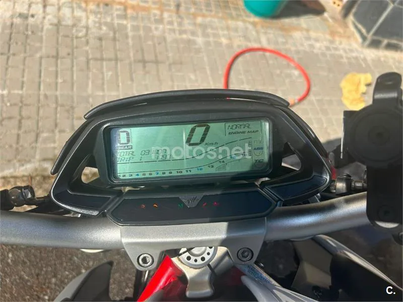 MV Agusta Brutale - Vista 6