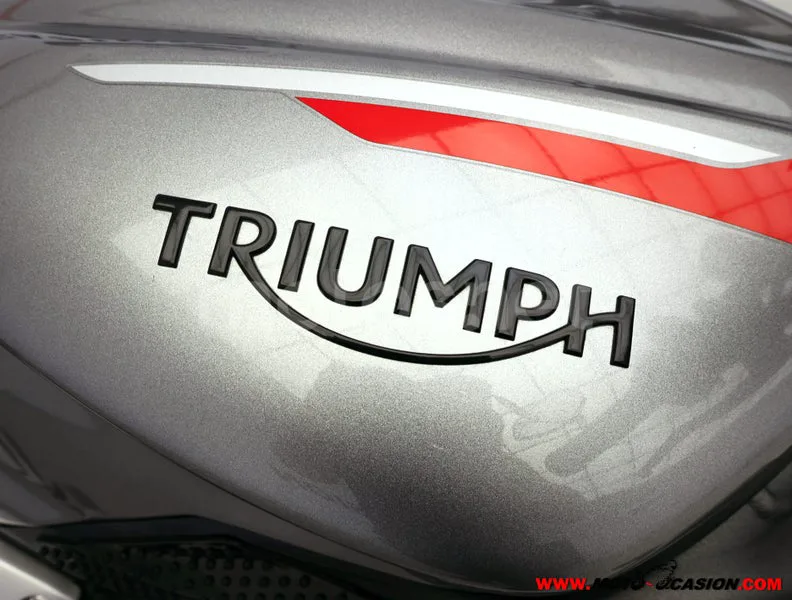Triumph Street Triple 765 - Vista 8