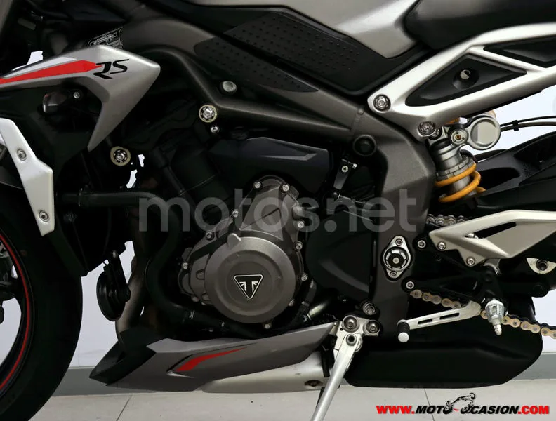 Triumph Street Triple 765 - Vista 9