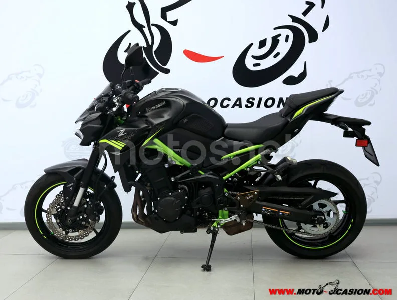 Kawasaki Z900 - Vista 7