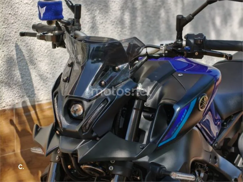 Yamaha MT-09 - Vista 3