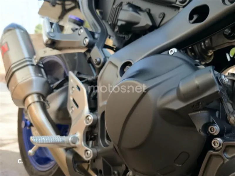 Yamaha MT-09 - Vista 5