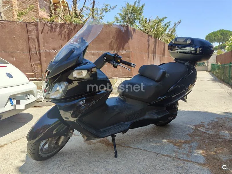 Suzuki Burgman 650 Executive - Vista 19
