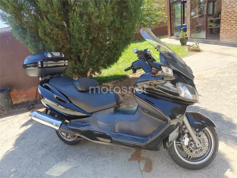 Suzuki Burgman 650 Executive - Vista 20