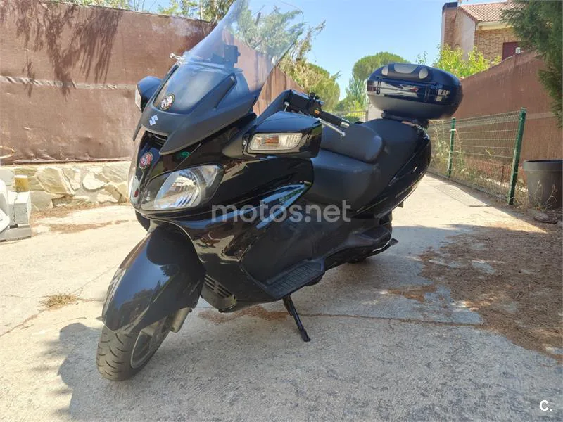Suzuki Burgman 650 Executive - Vista 21