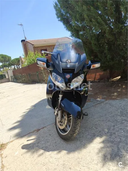 Suzuki Burgman 650 Executive - Vista 22