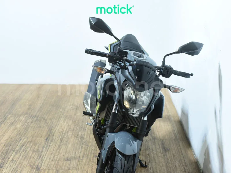 Kawasaki Z125 - Vista 11