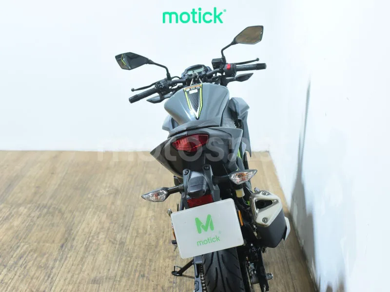 Kawasaki Z125 - Vista 6