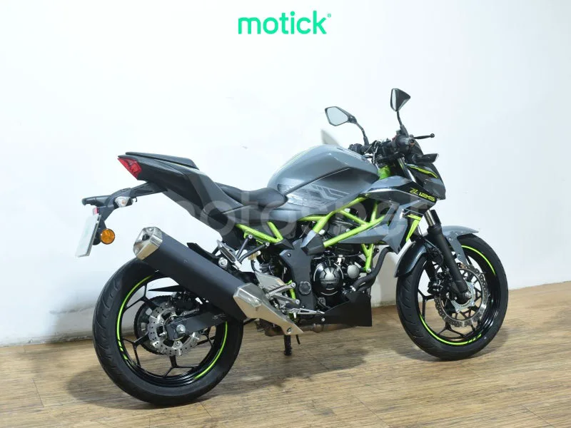 Kawasaki Z125 - Vista 10