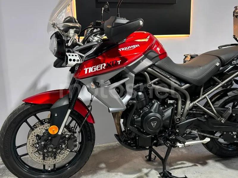 Triumph Tiger 800 XR - Vista 4