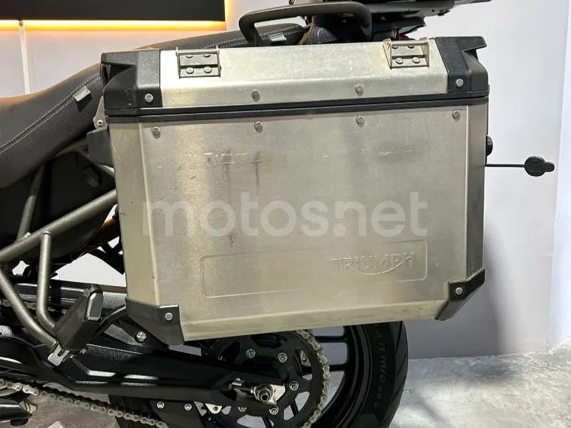 Triumph Tiger 800 XR - Vista 8