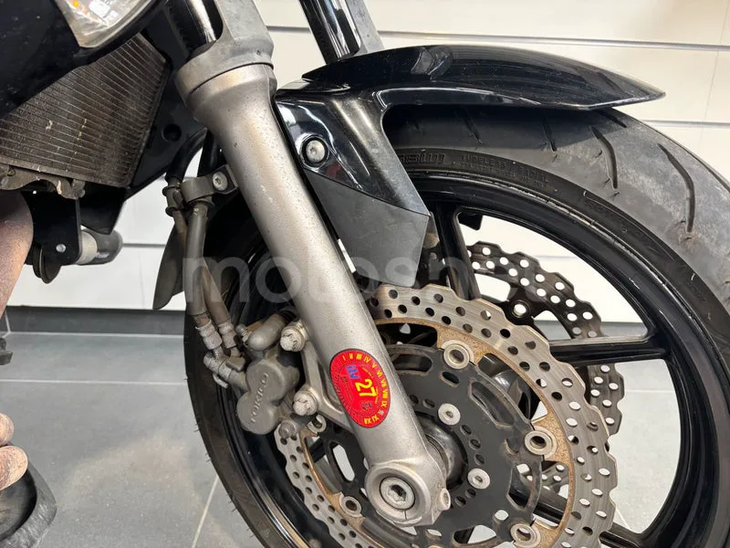 Kawasaki ER-6n - Vista 3