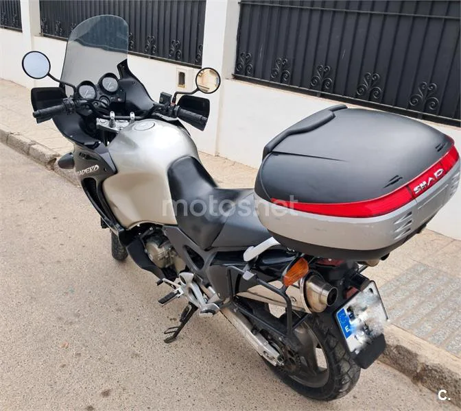Honda XL1000V Varadero - Vista 6
