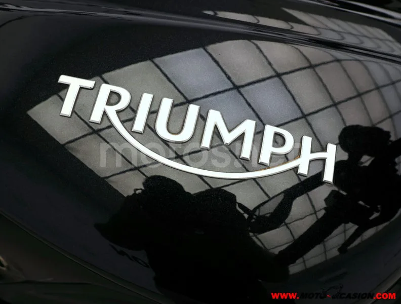 Triumph Street Triple - Vista 9