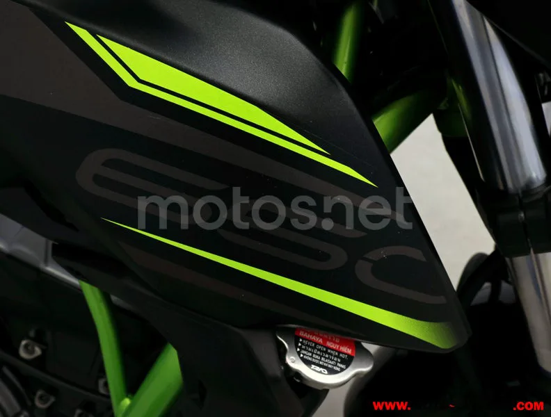 Kawasaki Z650 - Vista 9