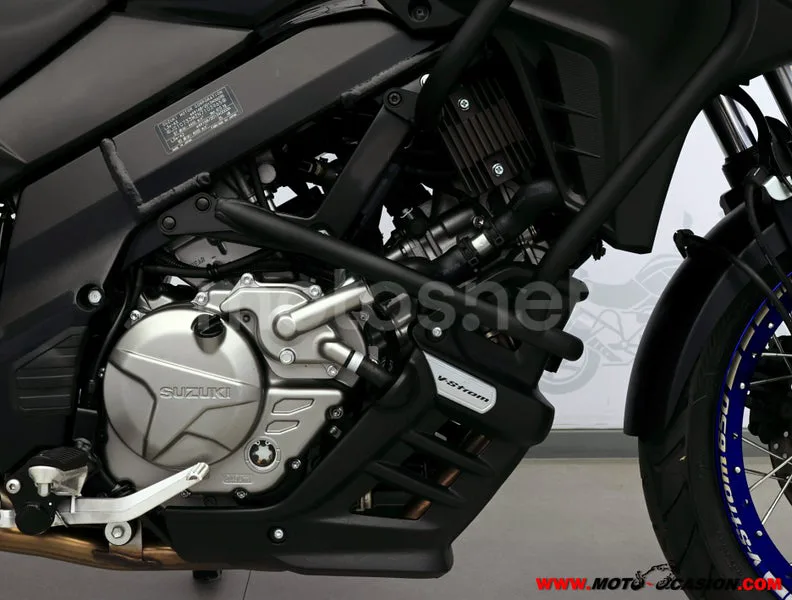 Suzuki V-Strom 650XT - Vista 5