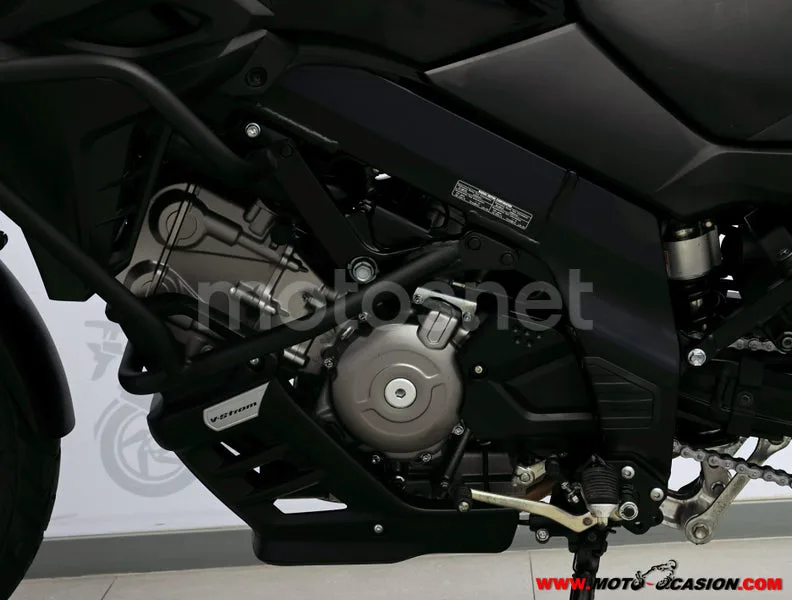 Suzuki V-Strom 650XT - Vista 10