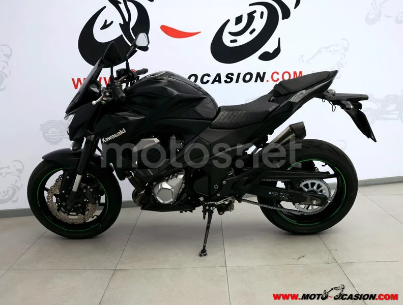 Kawasaki Z800 - Vista 7