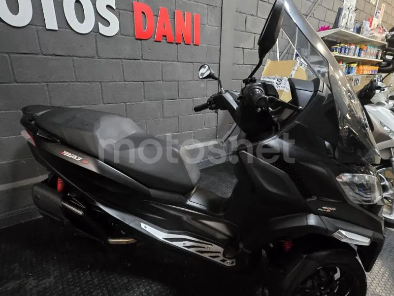 Piaggio MP3 - Vista 6