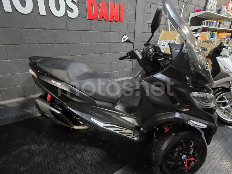 Piaggio MP3 - Vista 10