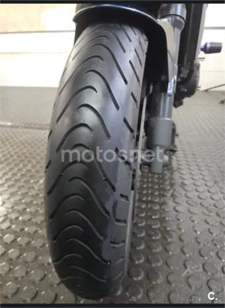 Yamaha FZ6 S2 - Vista 9