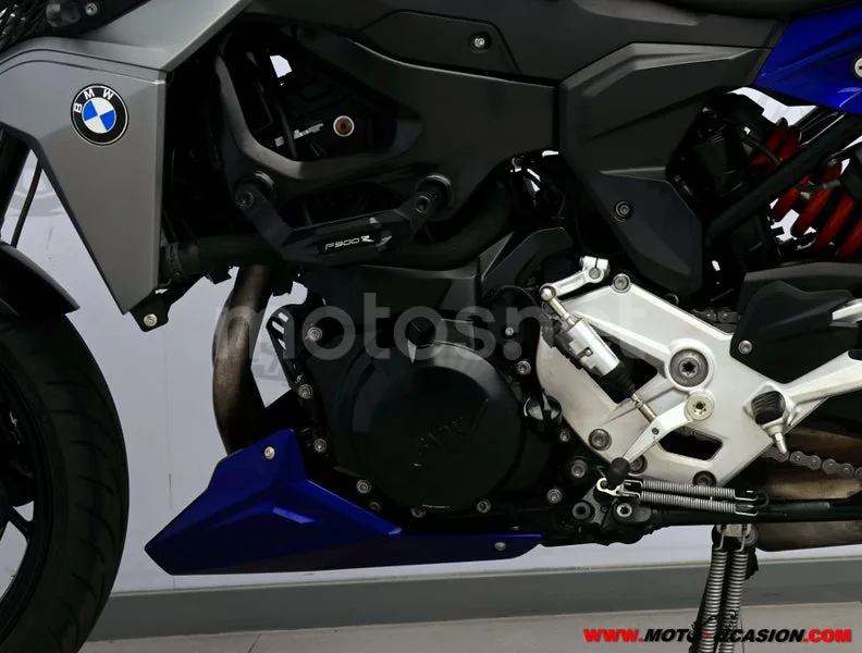 BMW F 900 R - Vista 10